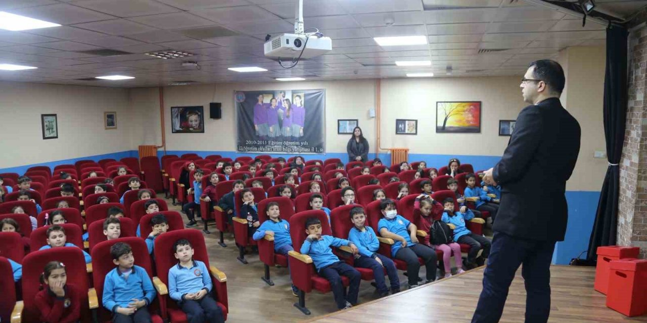 Efeler Belediyesi’nden öğrencilere ’sıfır atık’ eğitimi