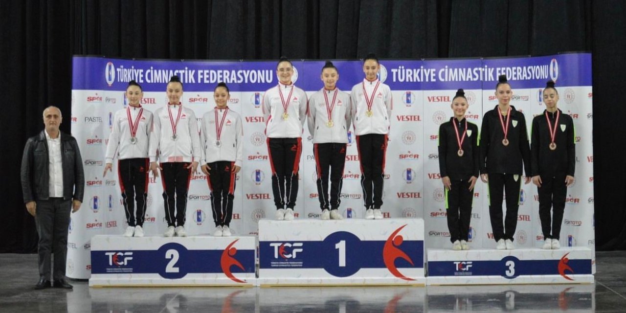 Manisa BBSK, cimnastik takımı zirvede