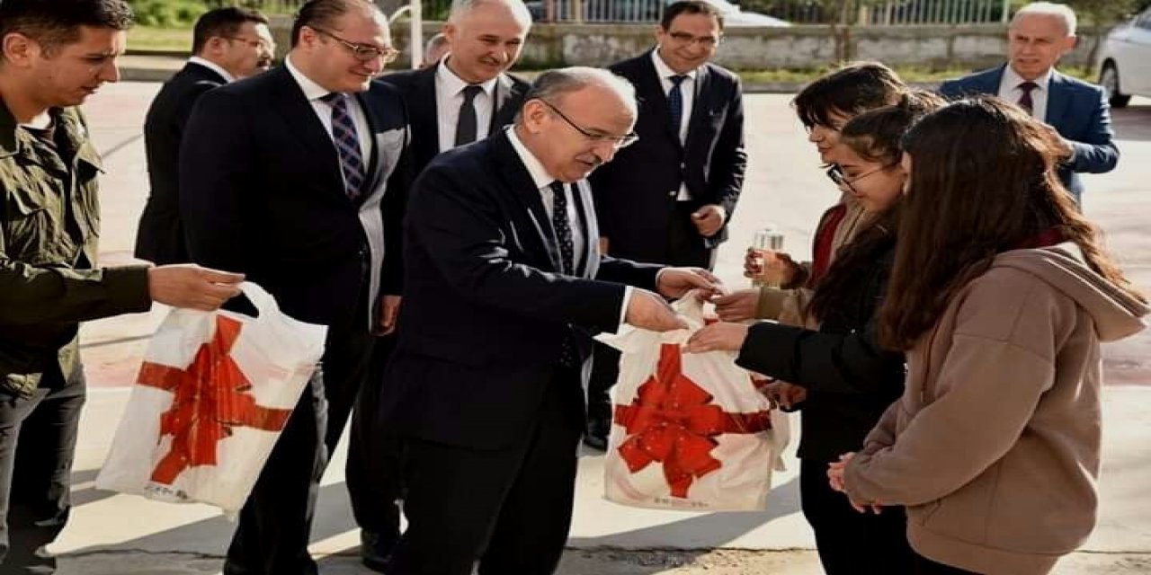 Vali Karadeniz Sarıgöl’de incelemelerde bulundu