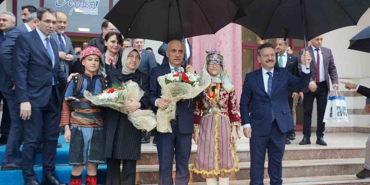 Tarım ve Orman Bakanı Kirişci: “Aydın tarımsal kalkınma kapasitesi ile önemli bir kent”