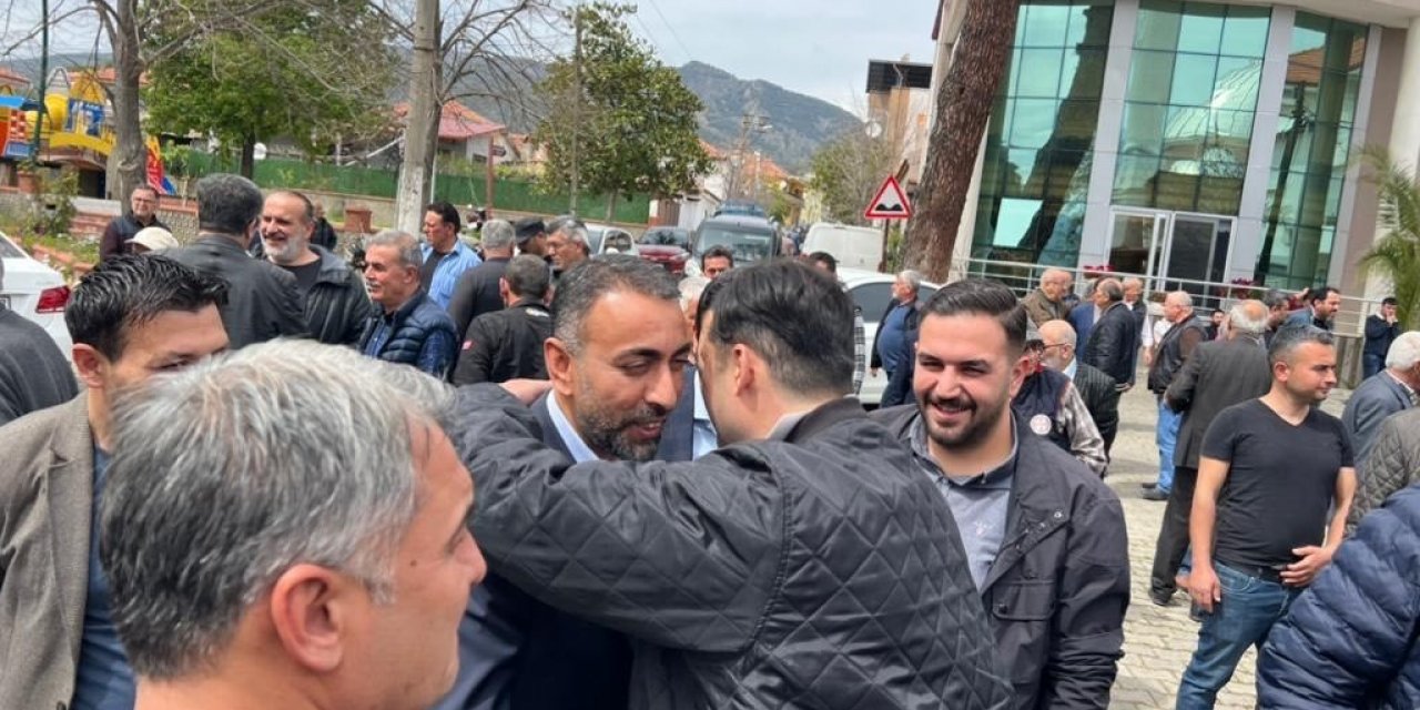 AK Parti Aday Adayı Eşin, Aydınlılarla buluşmaya devam ediyor