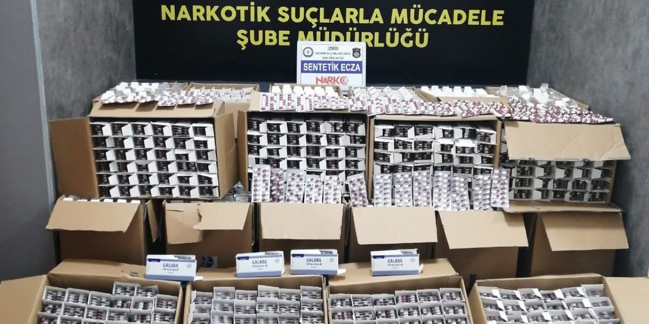 İzmir’de 105 bin adet sentetik ecza hap ele geçirildi