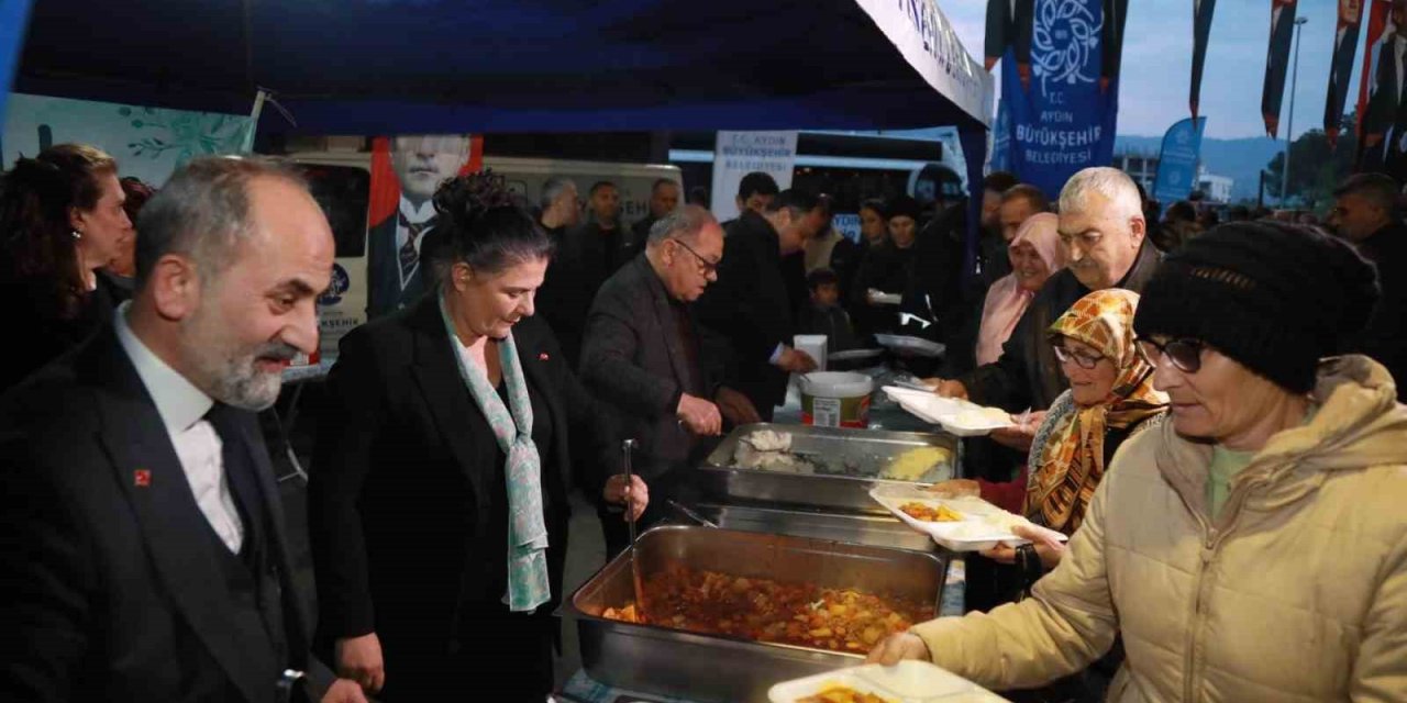 Aydın Büyükşehir Belediyesi iftar programlarını sürdürüyor