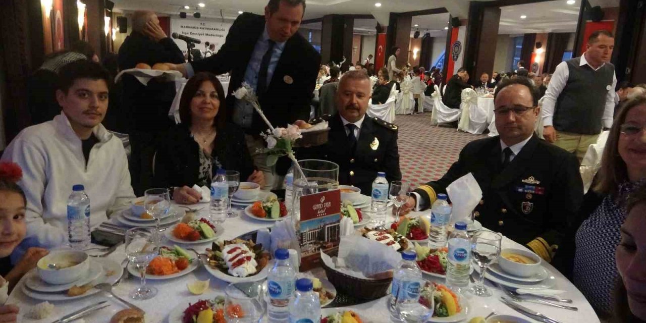 Marmaris’te iftar sofrası şehit yakınları ve gaziler için kuruldu