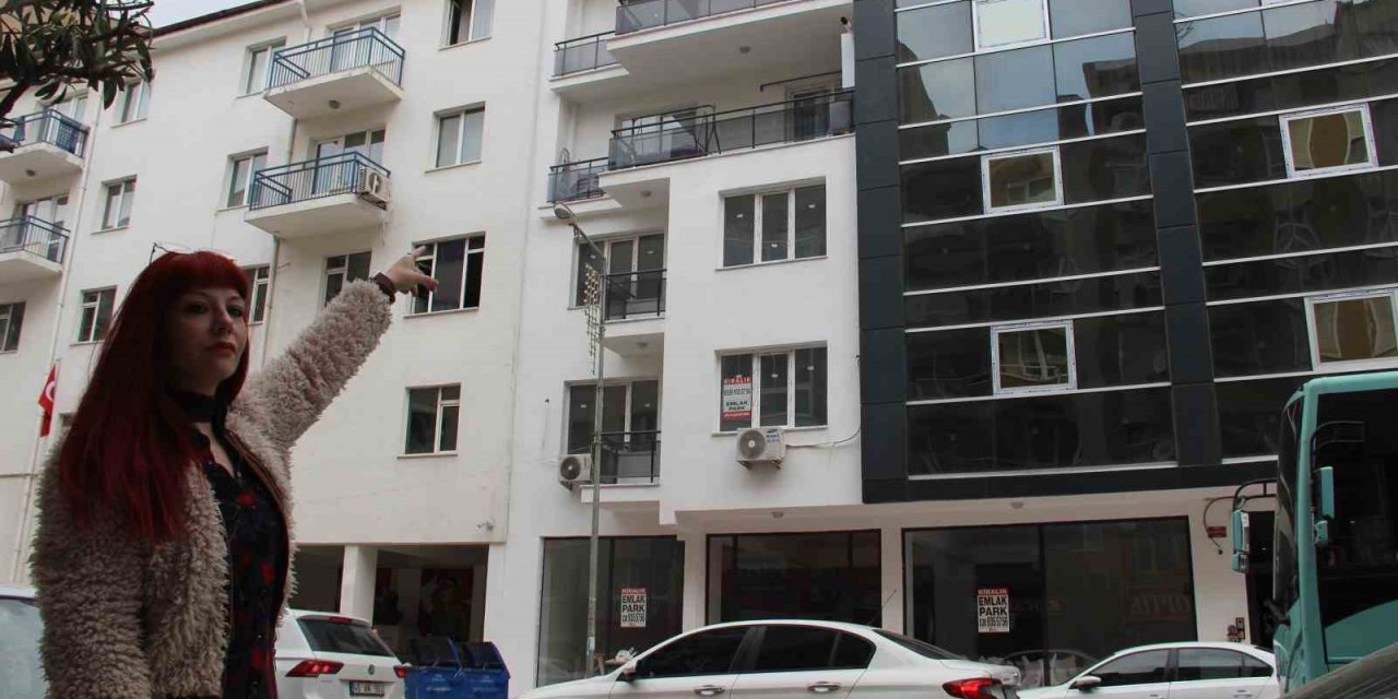 Kirasını 1 yıllık peşin ödedikleri daireye giremiyorlar