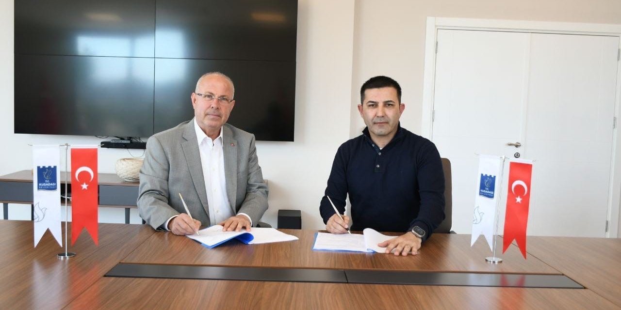 Kuşadası Belediyesi’nde işçilere çifte bayram