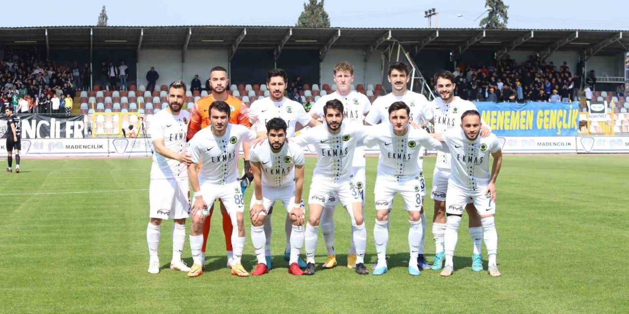 Menemenspor, alt sıralardan kurtulamıyor
