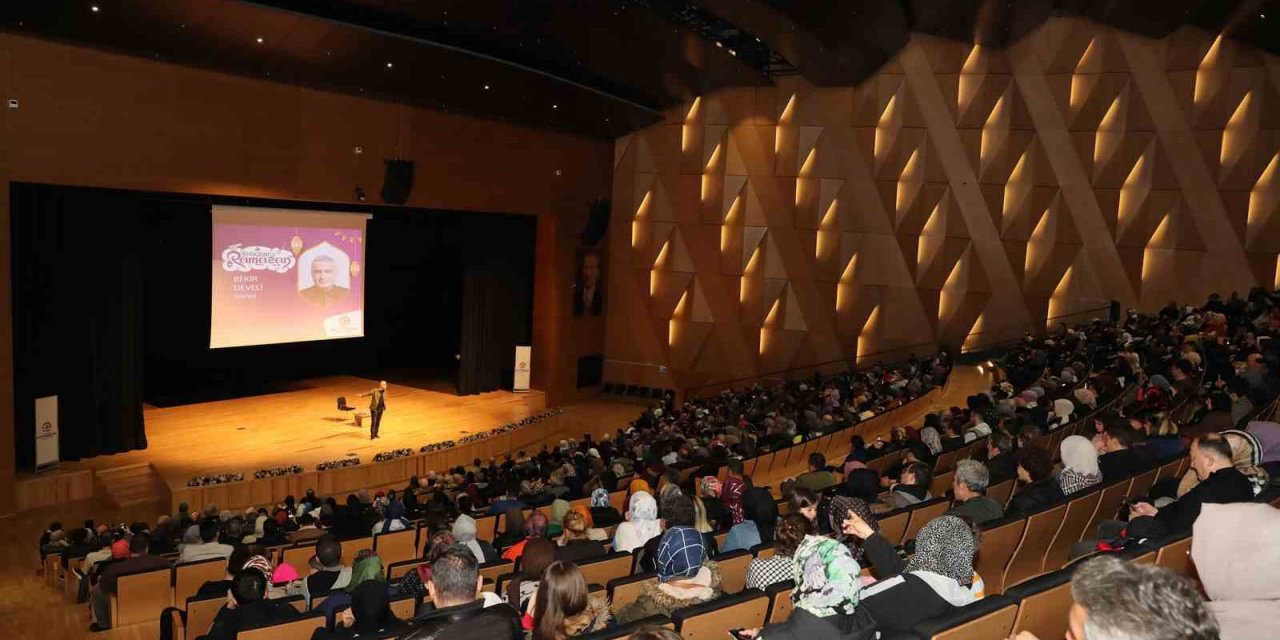 Ekranların sevilen yüzü Bekir Develi’ye yoğun ilgi