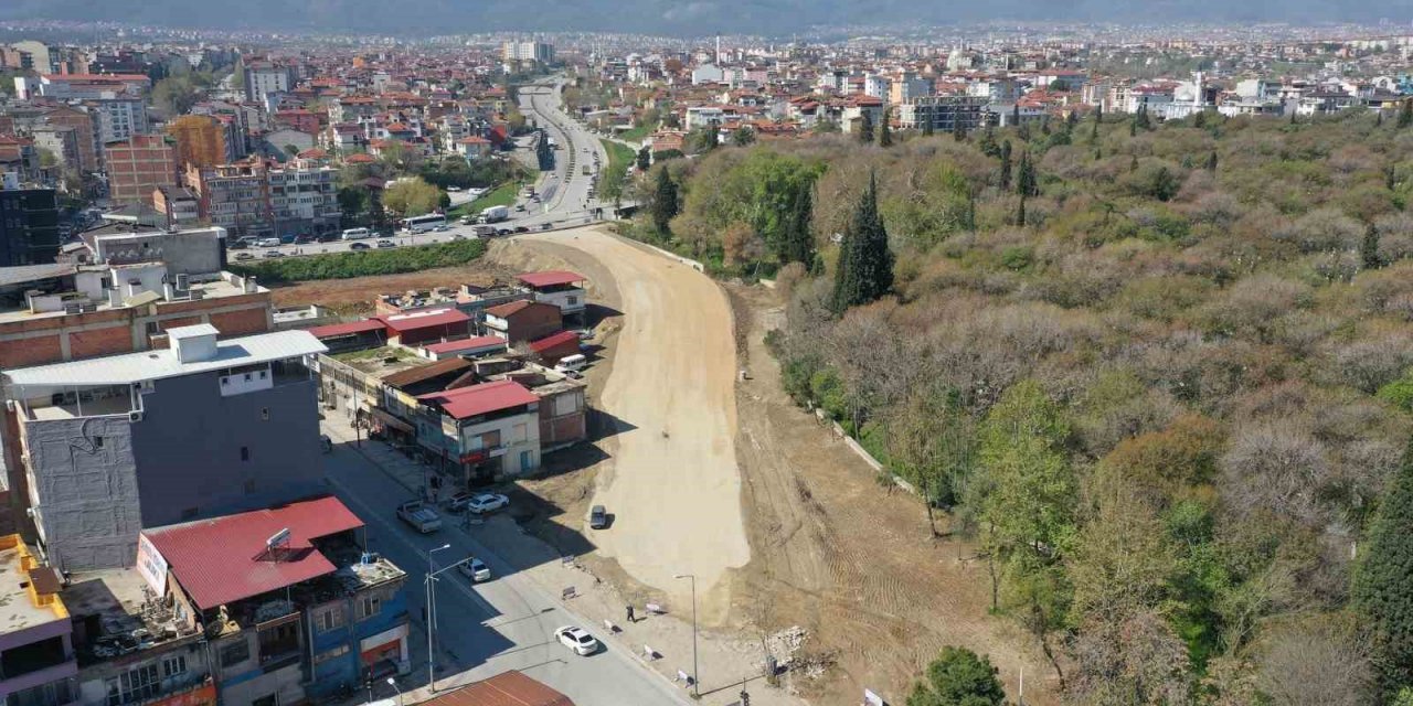 Denizli Büyükşehirden trafiği rahatlatacak kavşak düzenlemesi