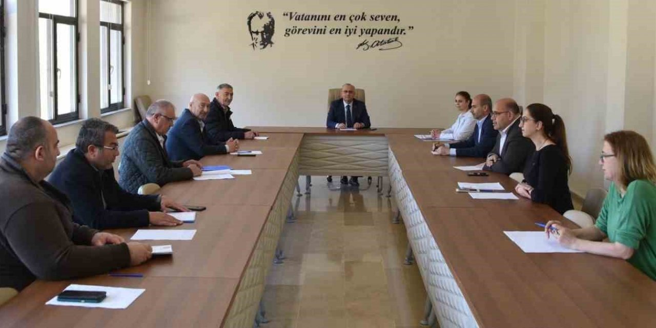 Salihli’de yeni encümen üyeleri ilk kez toplandı