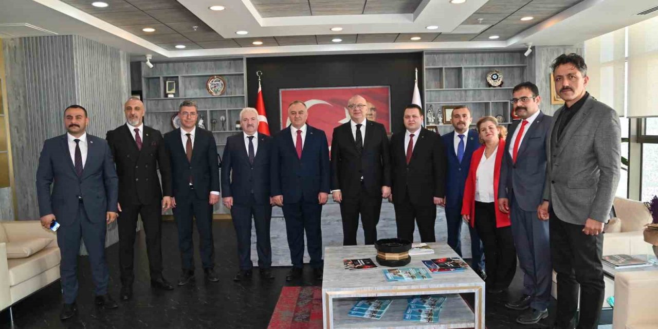 Başkan Ergün, MHP Manisa Milletvekili Adaylarını ağırladı