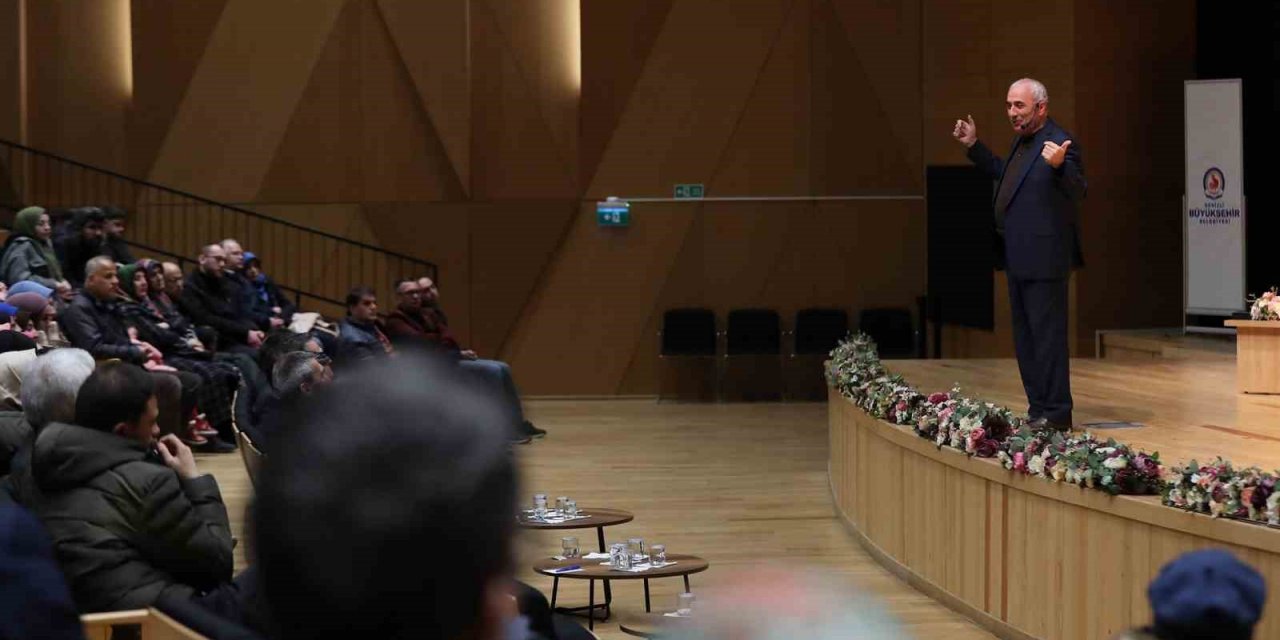 Ünlü şair ve yazar Genç, Büyükşehirle Ramazan’ın konuğu oldu