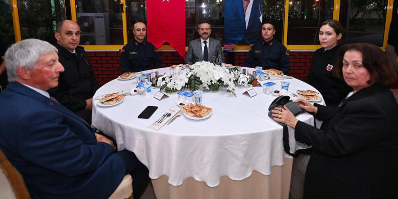 Aydın Valisi Aksoy, jandarma personeli ile iftarda buluştu