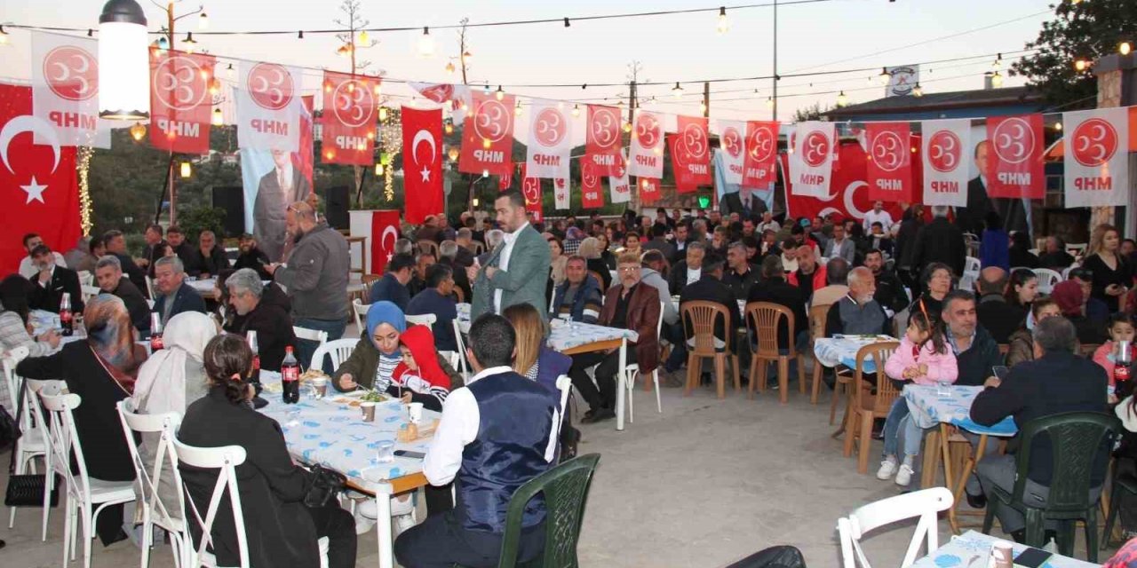 Datça’da MHP’den milletvekili tanıtımı ve iftar yemeği