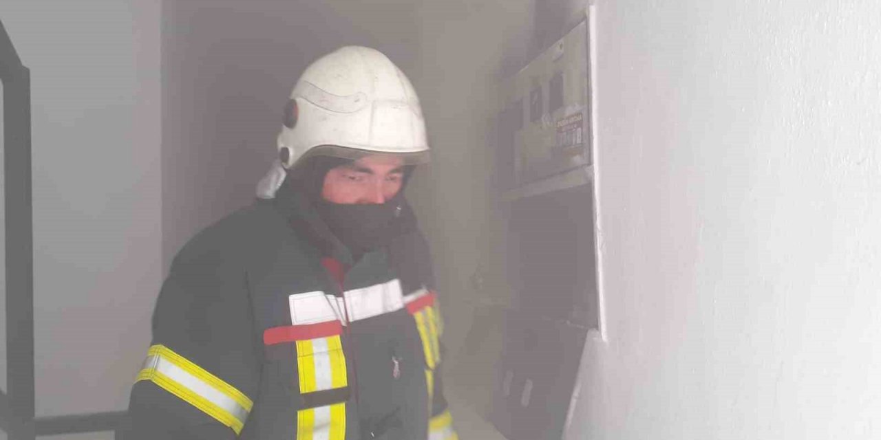 Panodan çıkan yangın paniğe neden oldu