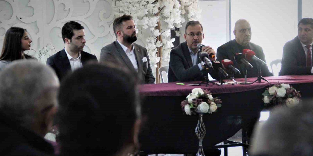 Bakan Kasapoğlu, seçim çalışmalarını muhtarlarla başlattı