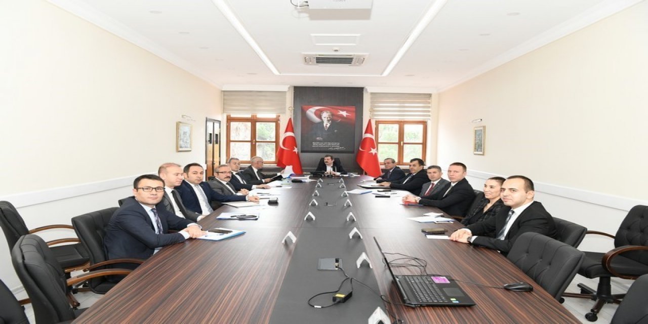 Muğla’da Vali Tavlı başkanlığında seçim güvenliği toplantısı yapıldı