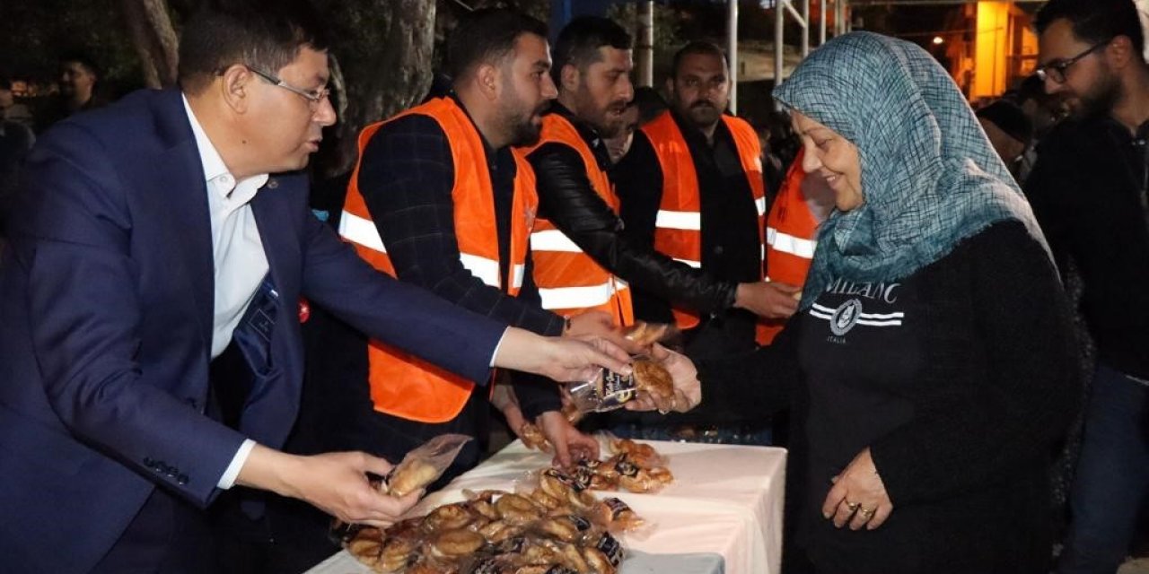 Nazilli Belediyesi 50 ayrı camide kandil simidi dağıttı