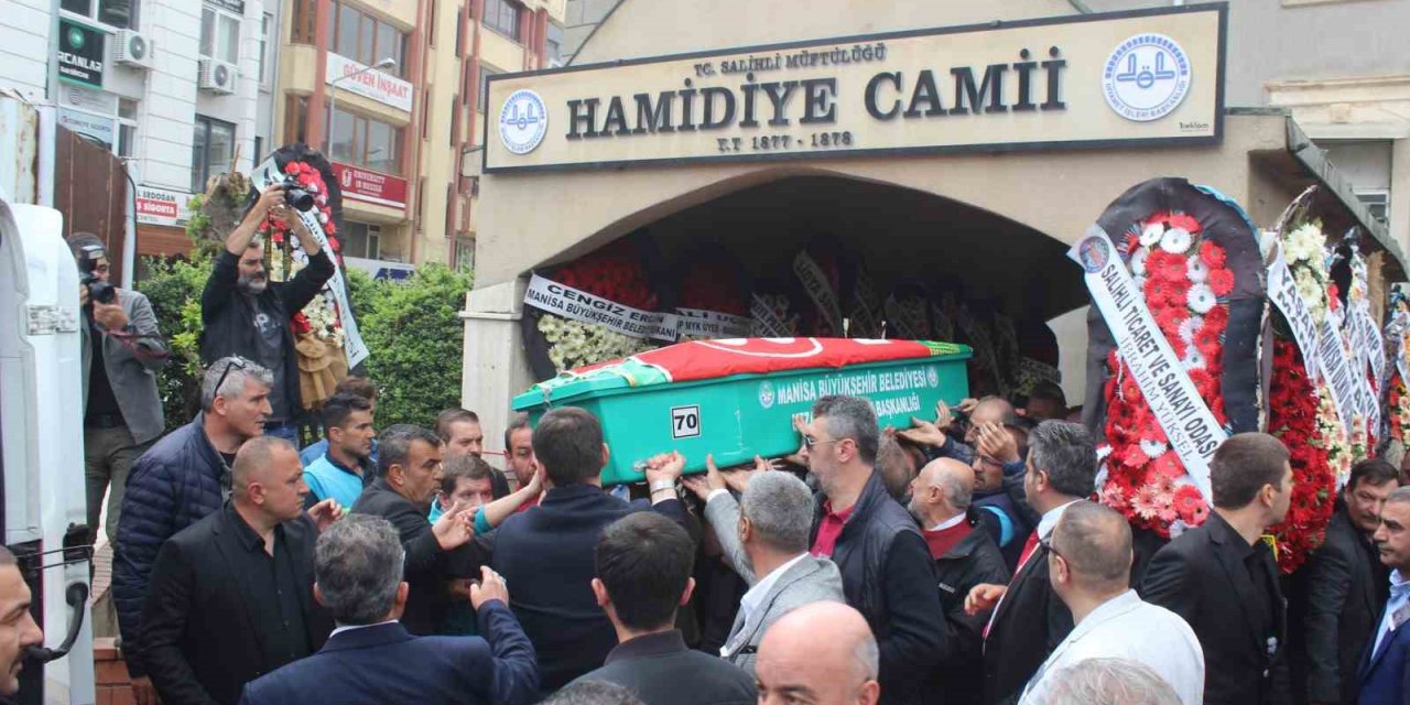 MHP Salihli İlçe Başkanı Mehmet Akın son yolculuğuna uğurlandı