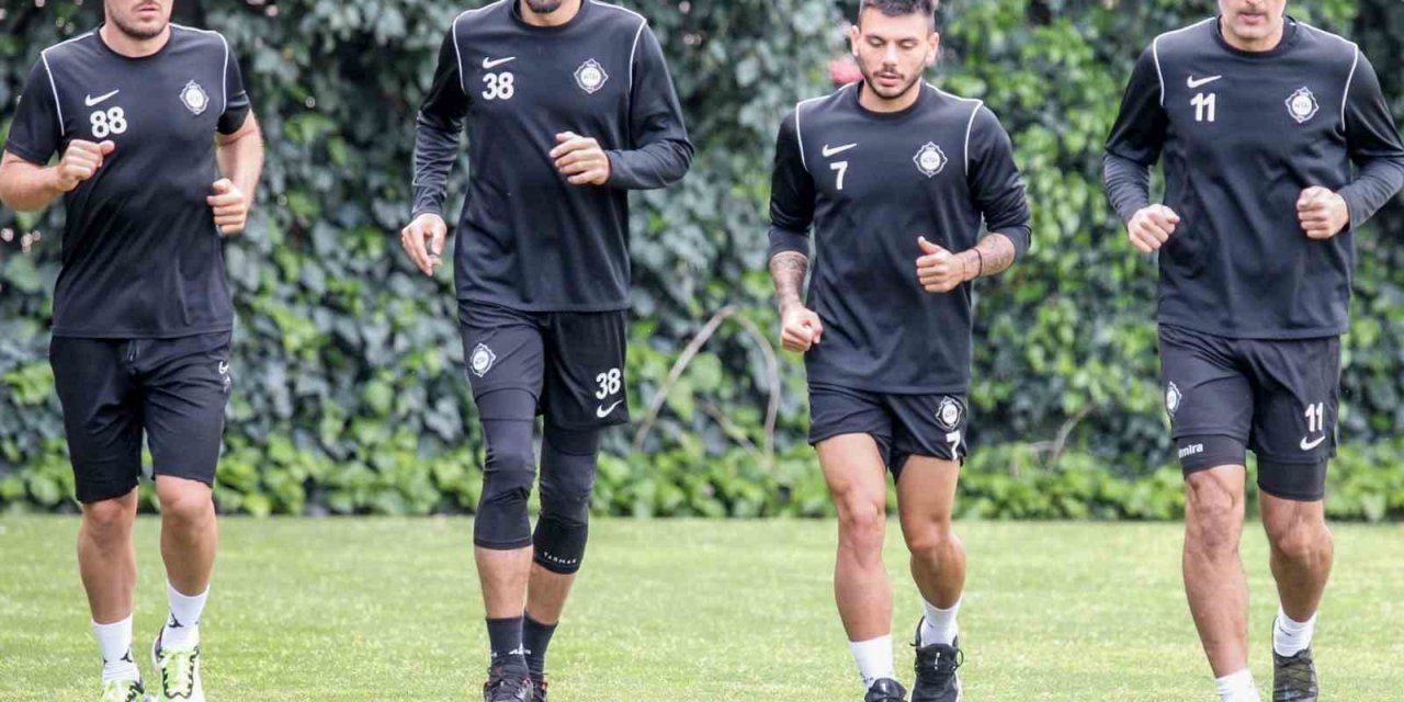 Altay, Göztepe maçının hazırlıklarına başladı