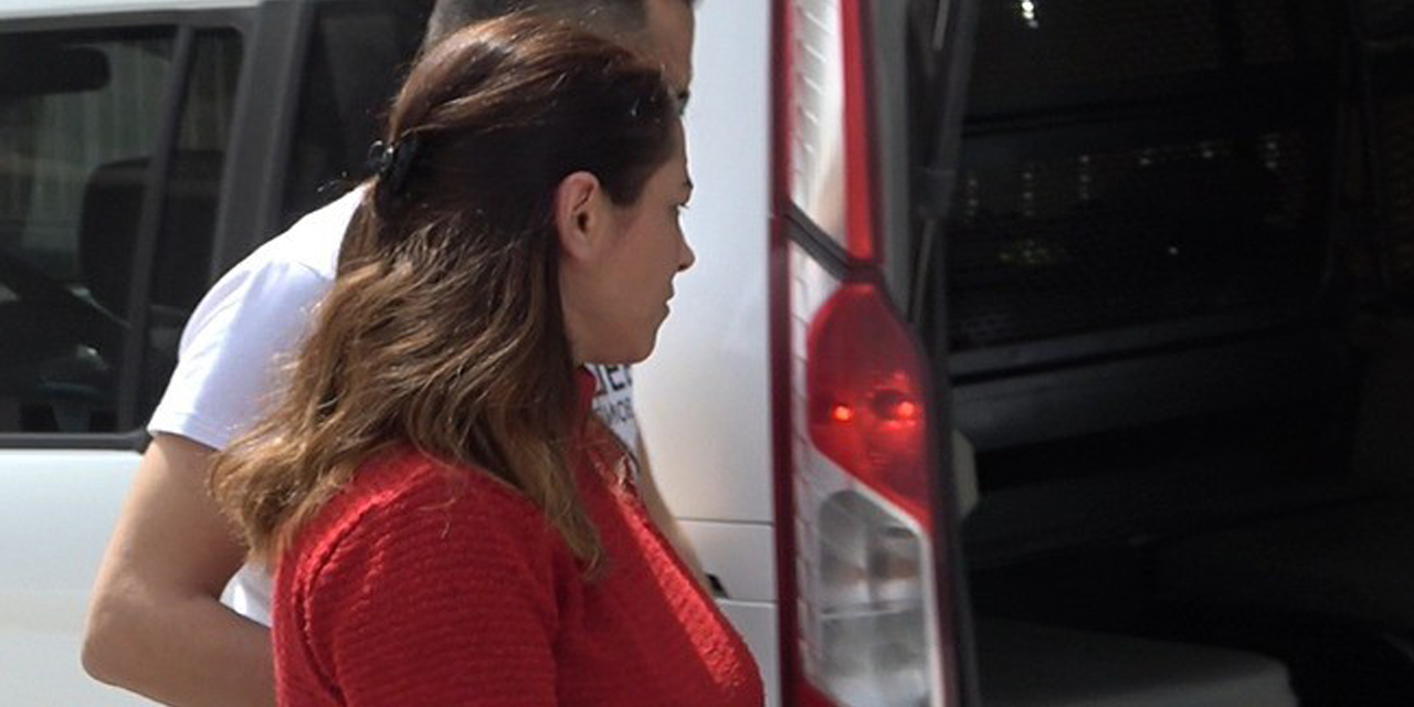 Kocasının sevgilisi ve bebeğine asit döken kadın tutuklandı