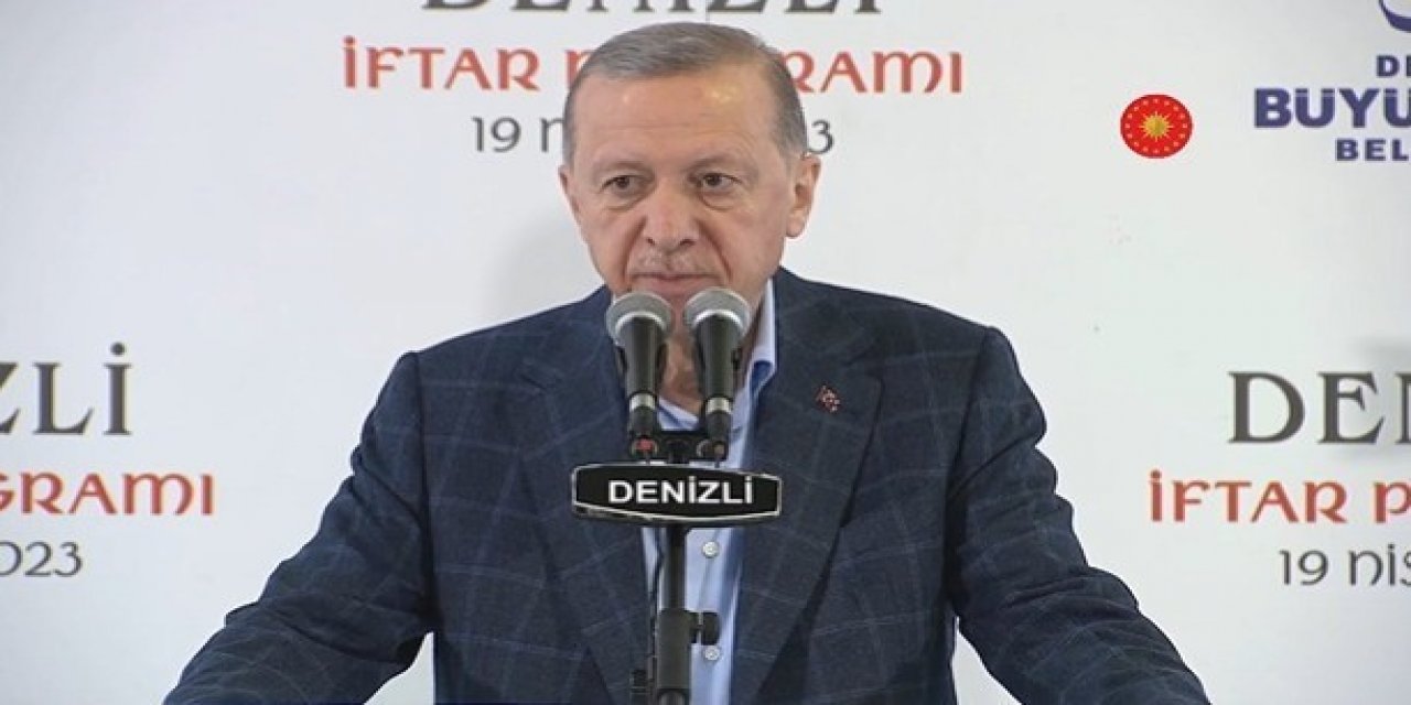 Cumhurbaşkanı Erdoğan, vatandaşlarla iftar yaptı