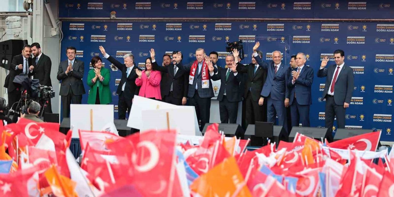 Güngör, Cumhurbaşkanı Erdoğan’ı bağrına basan Denizlilere teşekkür etti