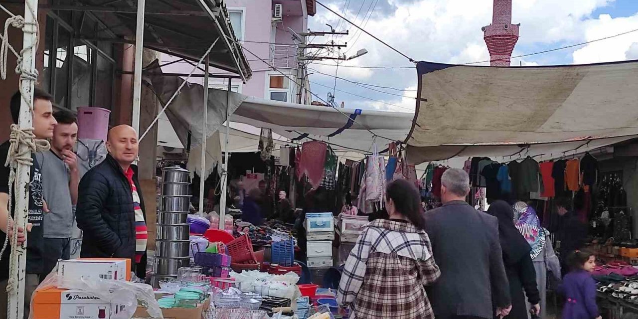 Selendi’de bayram hareketliliği