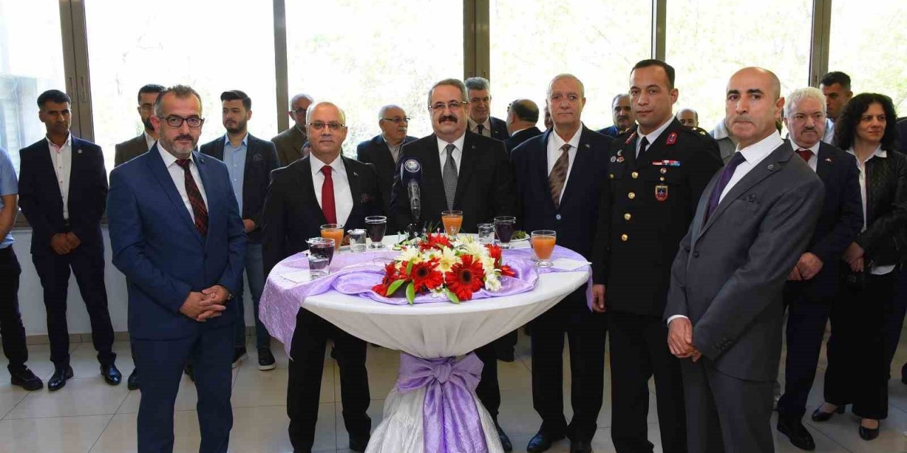 Salihli protokolü bayramlaştı