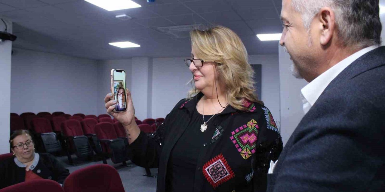 Bir dil, bir kavuşma