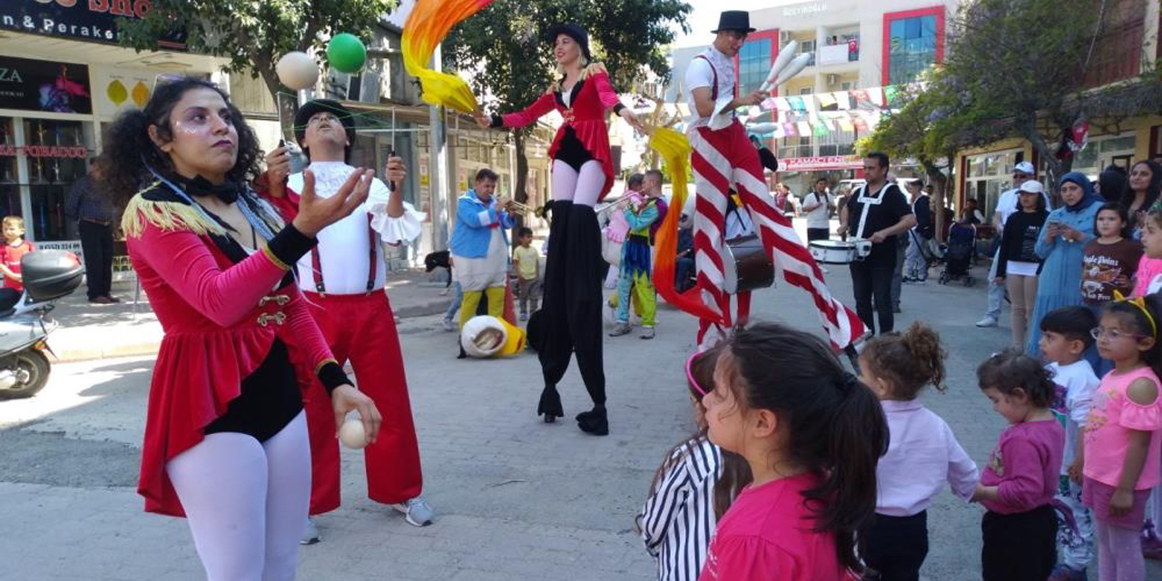 Kuşadası’nda çifte bayram sevinci yaşanıyor