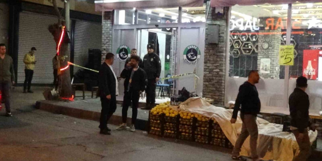 İzmir’de kahvehaneye silahlı saldırı: 1 ölü, 5 yaralı