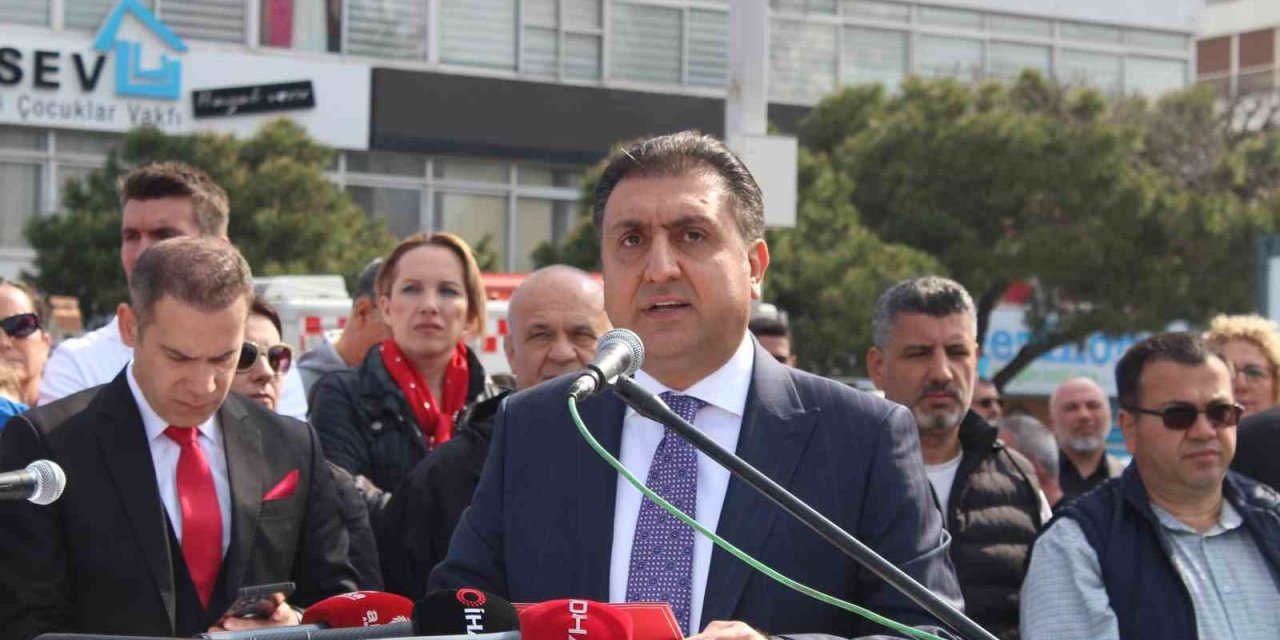 İzmir’de 23 Nisan coşkuyla kutlandı