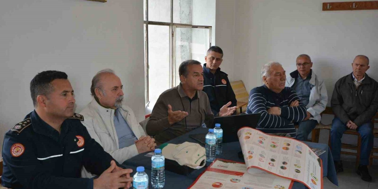 Orman yangınları bilgilendirme toplantıları devam ediyor