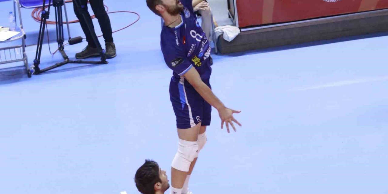 Arkas Spor’un konuğu Halkbank
