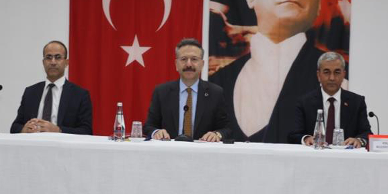 Koçarlı’da muhtarların sorunları masaya yatırıldı