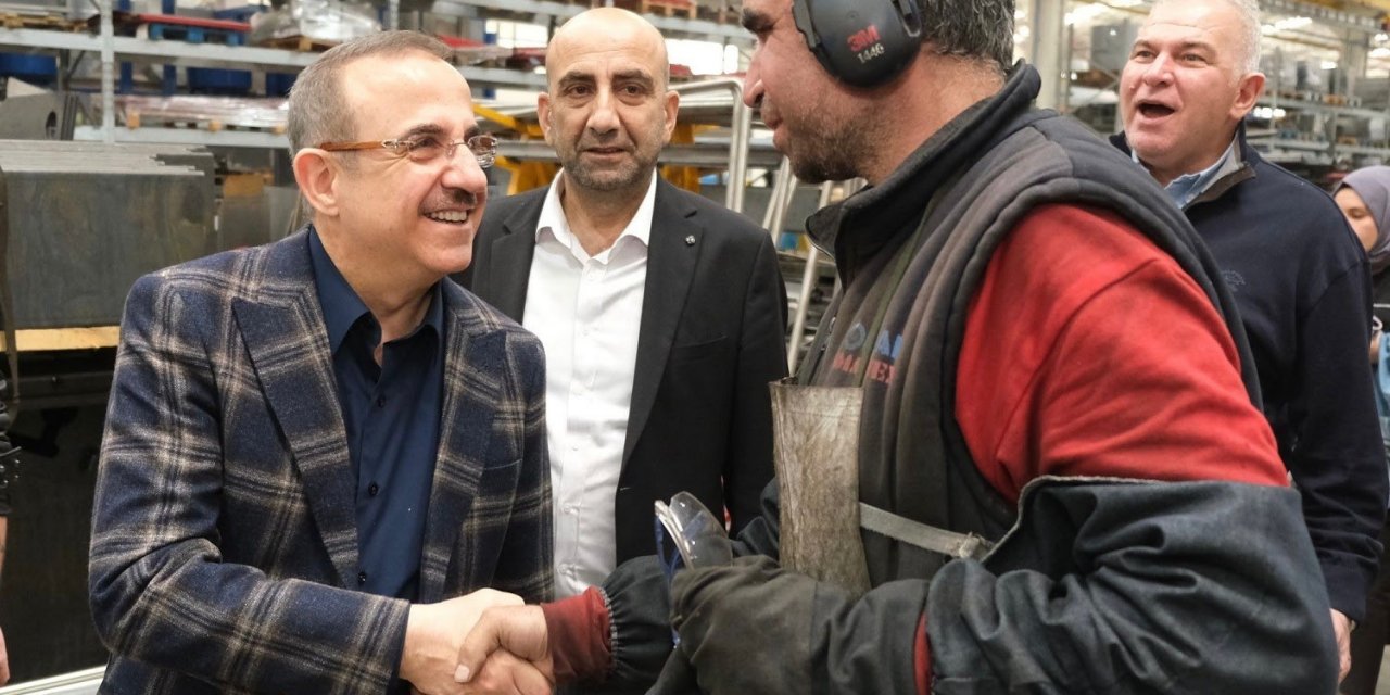 Sürekli: "Son 21 yılda İzmir’den yapılan ihracat yüzde 430’luk artış gösterdi"