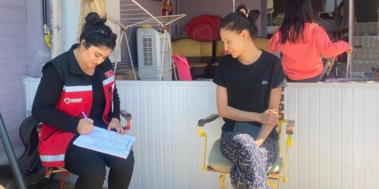 Efeler’de ihtiyaç sahibi aileler unutulmuyor