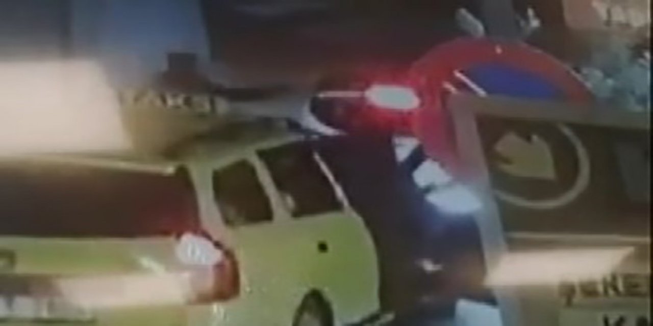 İzmir’deki korkunç cinayet anı kamerada