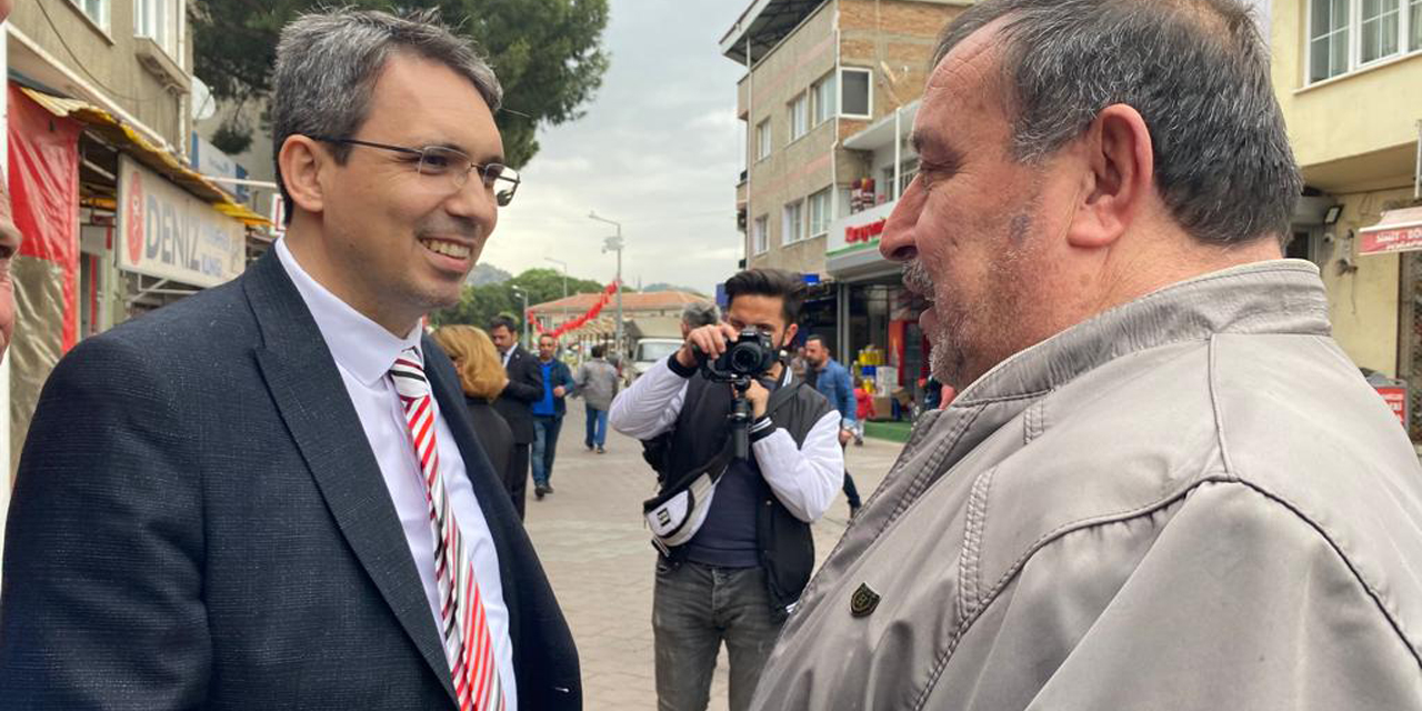 “Mustafa Kemal’in askerleriyiz diyenler Apo’nun teröristleri ile kol kola”