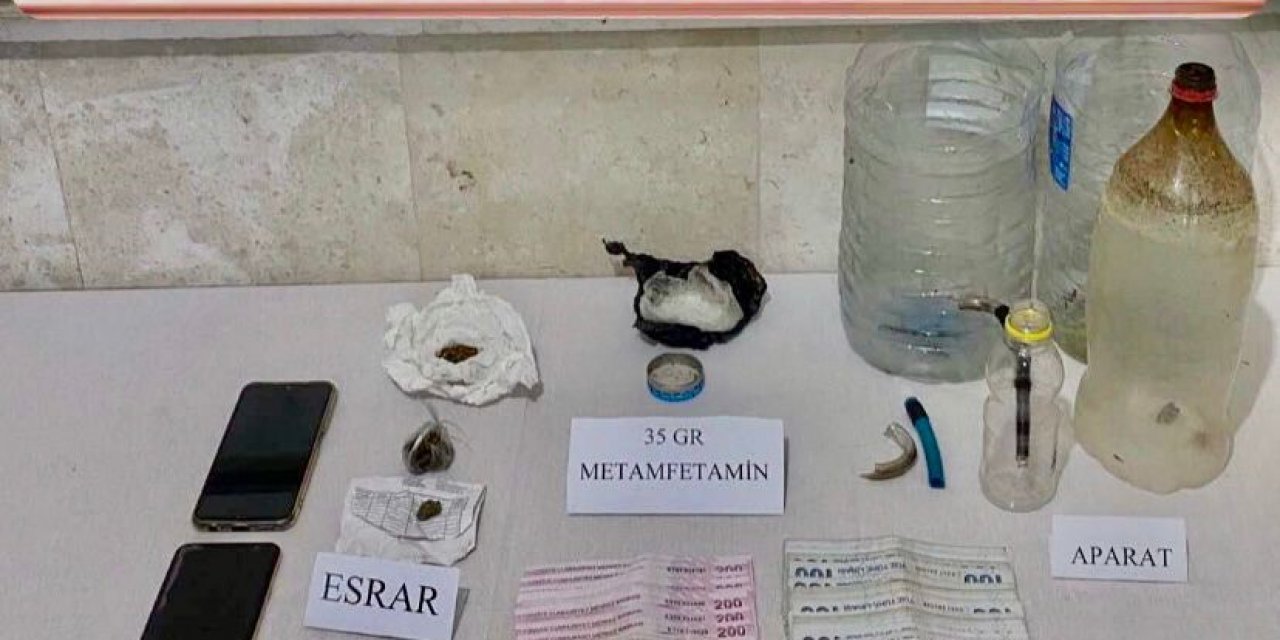Jandarma’dan uyuşturucu satıcılarına suçüstü