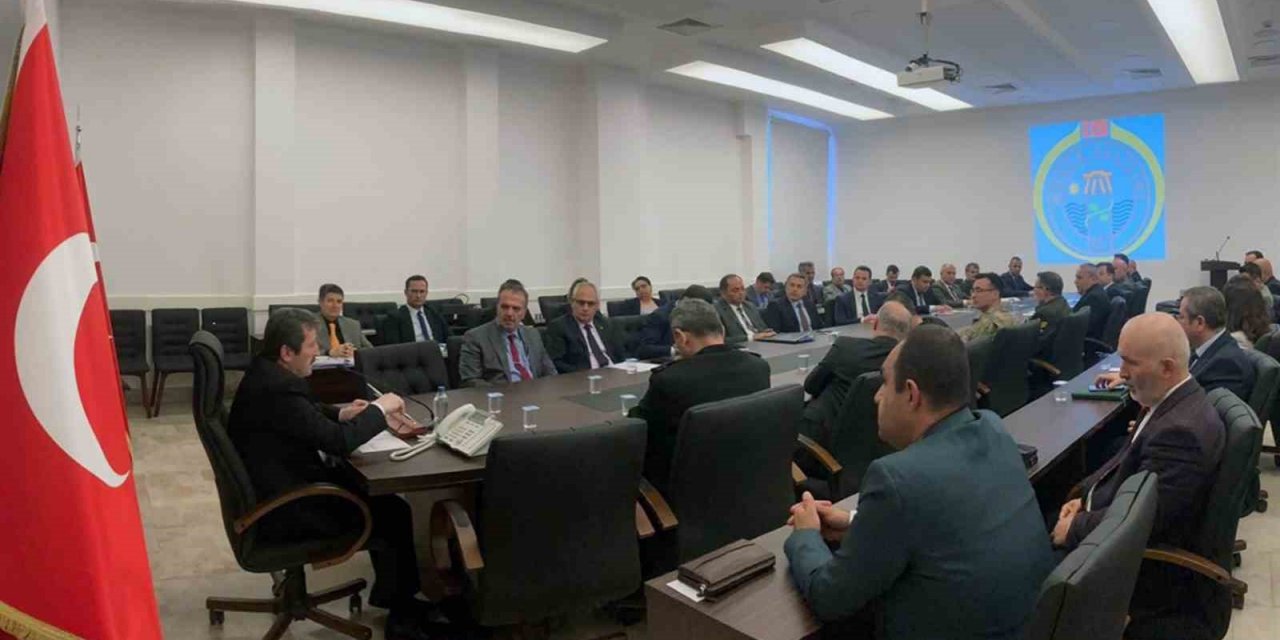 Deprem bölgesinde Muğla’dan 9 bin 479 resmi ve gönüllü görevli var