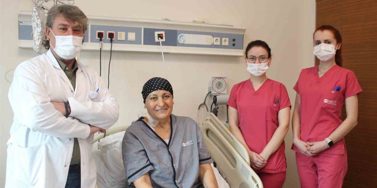 Kıtalar arası kök hücre bağışıyla hayat buldu