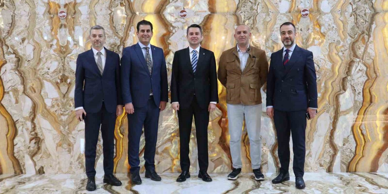 Başkan Güngör, Denizlili mermercileri fuarda yalnız bırakmadı