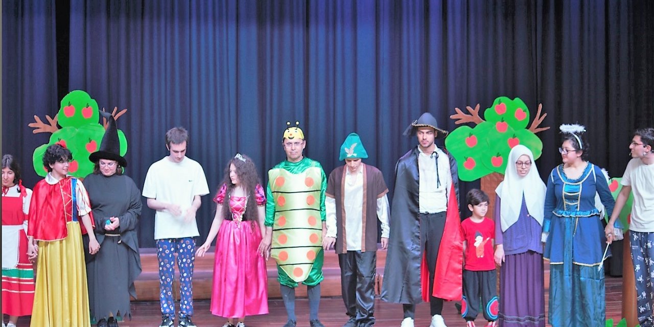 Pamukkale Halk Eğitim Merkezi depremzede çocuklara unutulmaz bir gün yaşattı