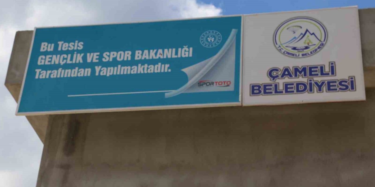Çameli Gençlik Merkezi hızla yükseliyor