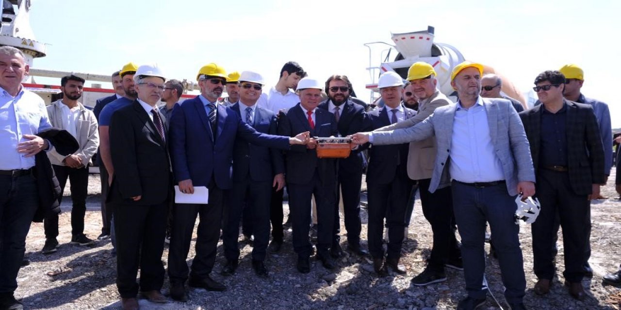 Soma Organize Sanayi Bölgesi’nde ilk fabrikanın temeli atıldı
