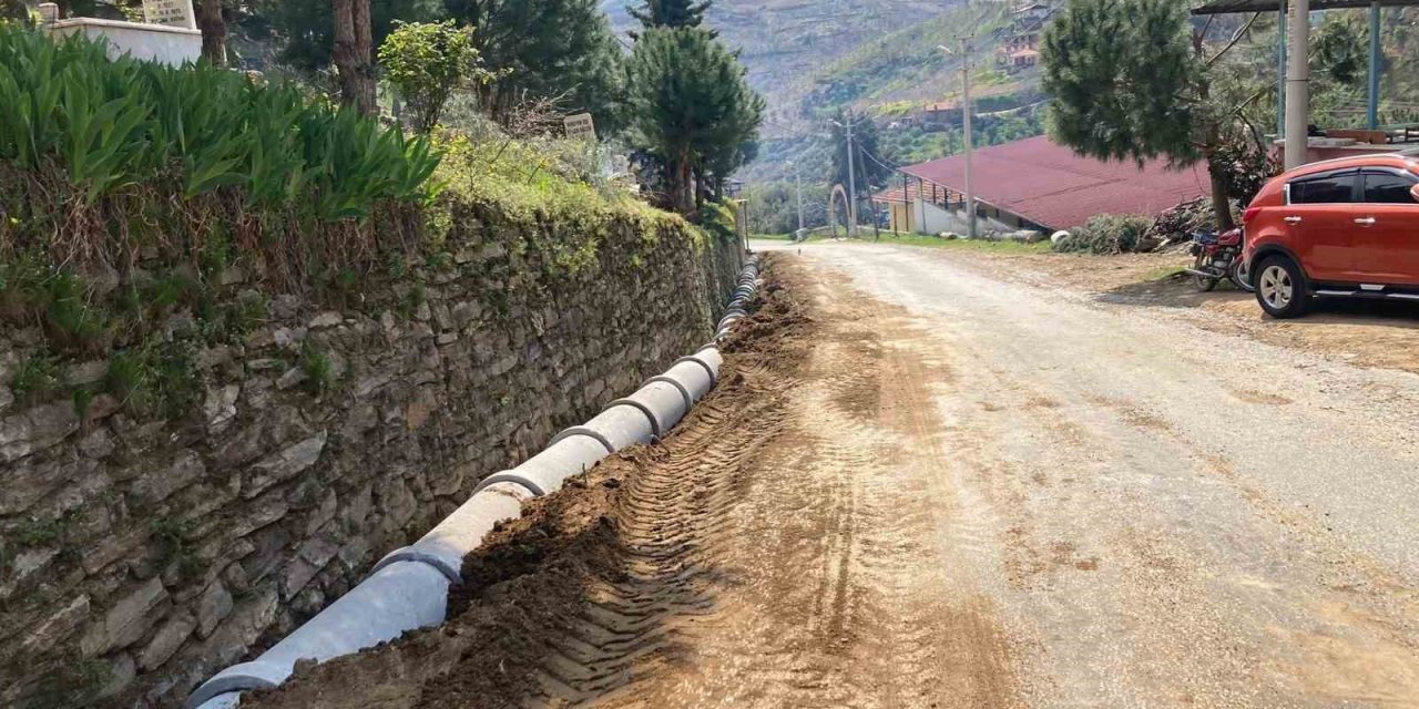 Nazilli Belediyesi Derebaşı Mahallesi’ndeki çalışmalarına başladı
