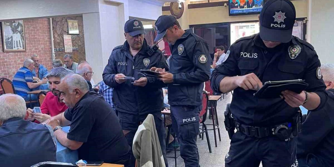 Karabağlar polisinden sıkı denetim