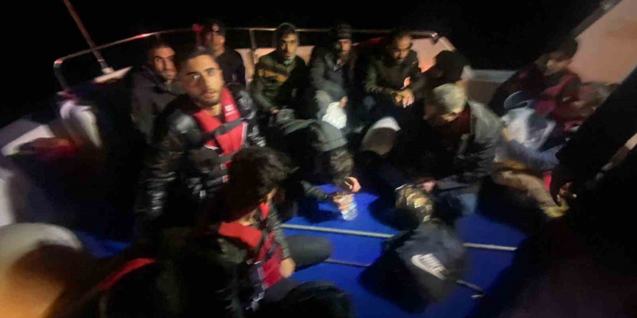 Bodrum’da 29 düzensiz göçmen kurtarıldı, 14’ü yakalandı